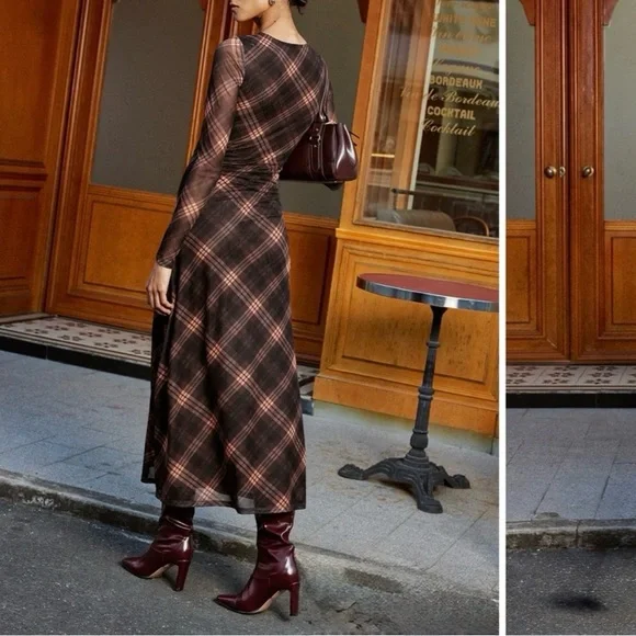 Sold - Picture 4 of 11